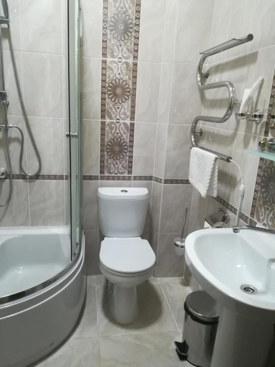 Hotel Bahetle Ekibastuz Ngoại thất bức ảnh